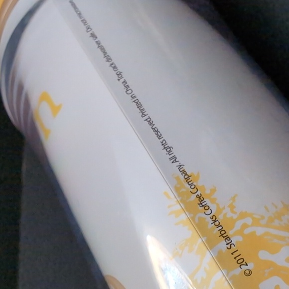 Starbucks 12 oz Sweden Coffee Tumbler with A Dala Horse Graphic,Yellow/White. - Picture 6 of 12